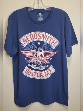 375. NWOT Aerosmith Graphic Tee